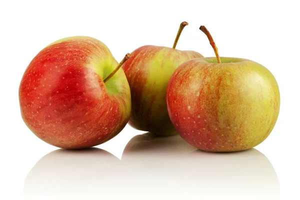 Tres Manzanas Deliciosas Jugosas Maduras Sobre Fondo Blanco —  Fotos de Stock