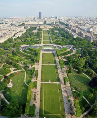 Paris güzel yerleri - champ de mars