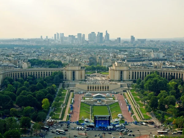 Pariser Stadtluftaufnahme vom Eiffelturm — Stockfoto