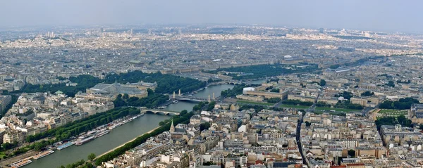 从埃菲尔铁塔巴黎城市和塞纳河河视图 — 图库照片