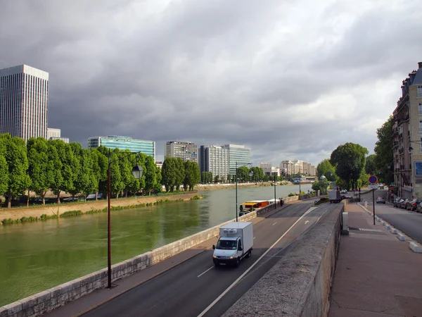 European cities life. Skyscrapers of Paris city — Stock Photo, Image