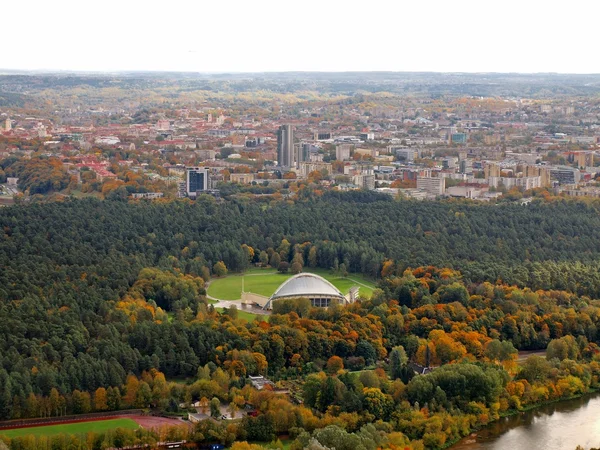 Vista aérea da cidade de Vilnius da torre de televisão — Fotografia de Stock