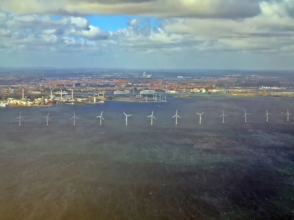 Kopenhagen stad en de zee luchtfoto. Denemarken. Europa — Stockfoto