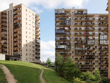 Vilnius bugün. yeni binalar ve doğa. 