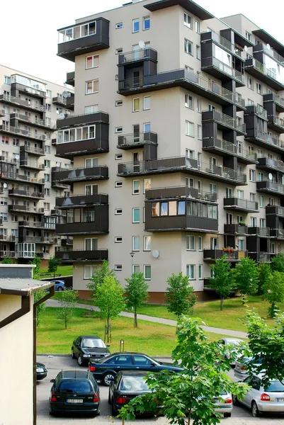 Vilnius hoy. Nuevos edificios y naturaleza . — Foto de Stock