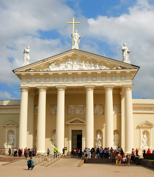 Katedrála vilnius je hlavní římskokatolická katedrála z Litvy. — Stock fotografie