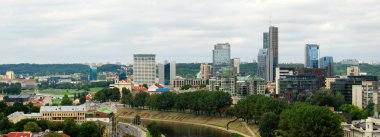 Vilnius. tepenin üst kale manzarası