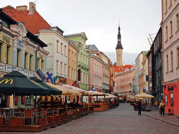 Gatorna i gamla stan i tallinn — Stockfoto