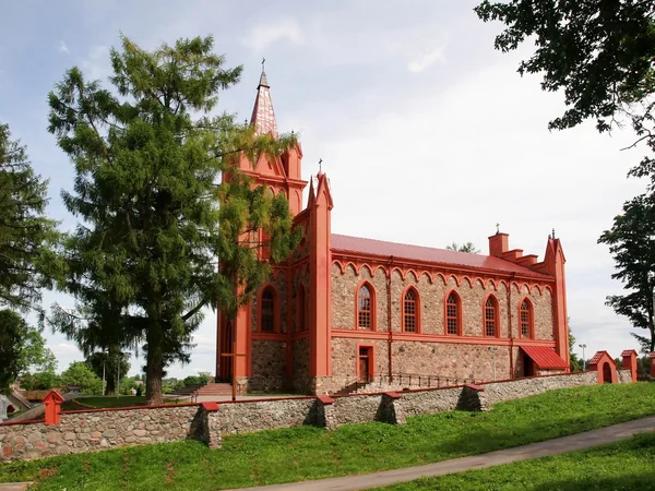 Iglesia en Dukstos cerca de Vilnius — Foto de Stock