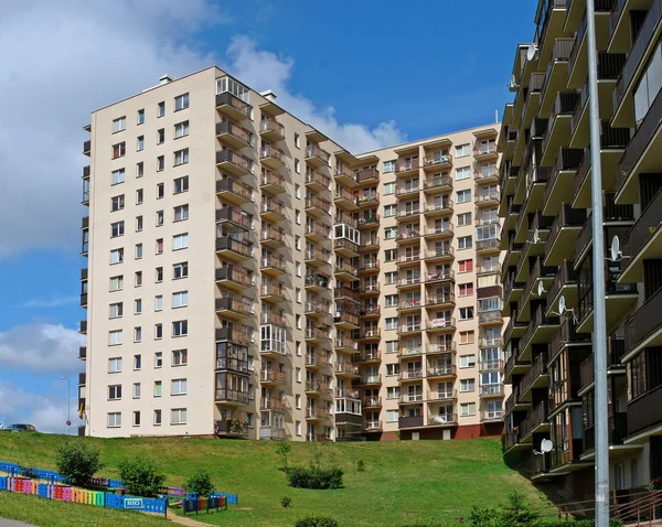 Dnes Vilnius. nové budovy a příroda. — Stock fotografie