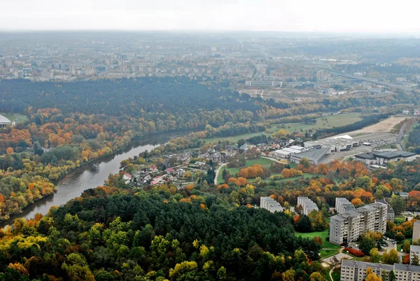 Vilnius stad luchtfoto - Litouwse hoofdstad vogel oog weergave — Stockfoto