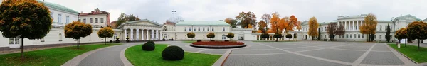 Президентский дворец в Вильнюсе, официальная резиденция президента — стоковое фото