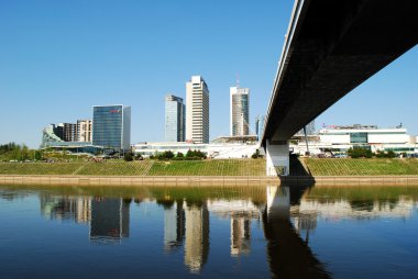 gökdelenler ile köprü yürüyüş vilnius şehir