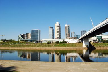 gökdelenler ile köprü yürüyüş vilnius şehir