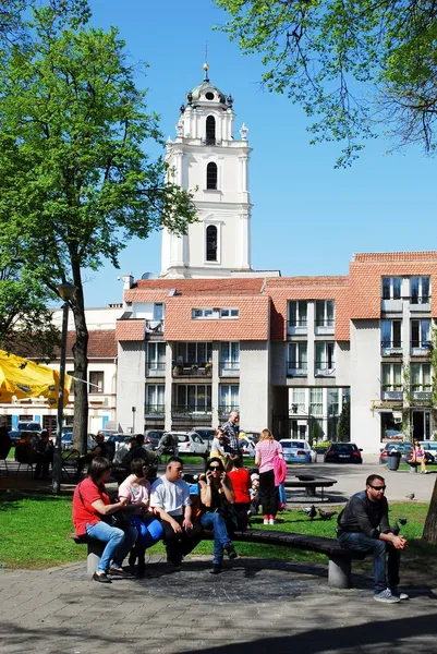 Fim de semana de primavera na cidade velha de vilnius — Zdjęcie stockowe