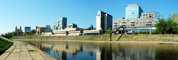 Centro de Vilna bloque residencial - nueva vista de la ciudad de Vilna . — Foto de Stock