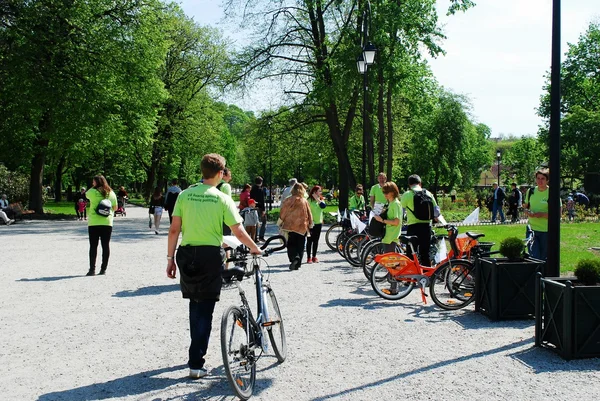 Grüne Partei in Litauen am Eingang zum Uzupis-Park — Stockfoto