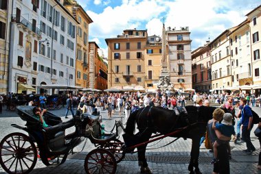 Antik Roma şehrinin eski sokak