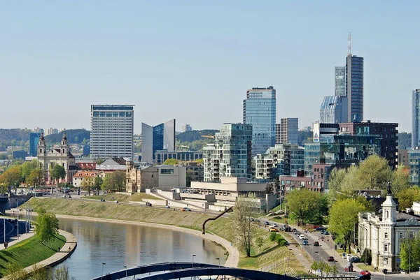 Vilnius vista sulla città dal castello di Gediminas — Foto Stock