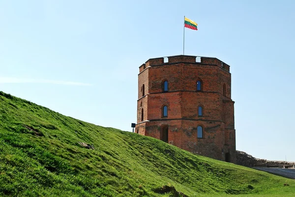 Castelo de Gediminas na cidade de Vilnius. Lituânia — Fotografia de Stock