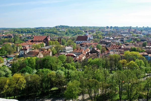 Vilnius město pohled z hradu gediminas. — Stock fotografie