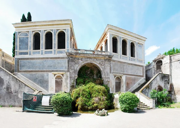 Fontänen på palatino kullen i Rom stad — Stockfoto