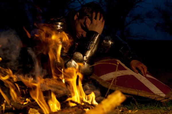 Knight ateşe yakın