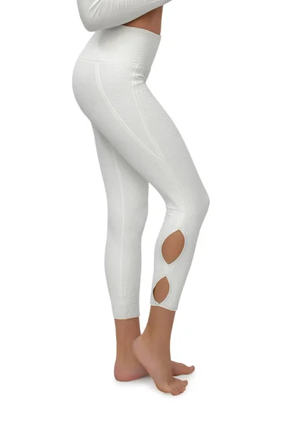 Όμορφη Λεπτή Γυναικεία Πόδια Λευκό Σπορ Δερμάτινα Κολάν Απομονώνονται Λευκό — Φωτογραφία Αρχείου