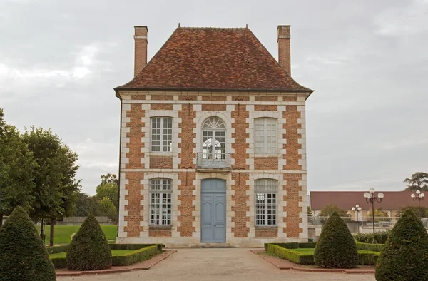 House of the arquebus, pavillon de l 'arquebuse (Auxerre Bourgogne France ) — стоковое фото