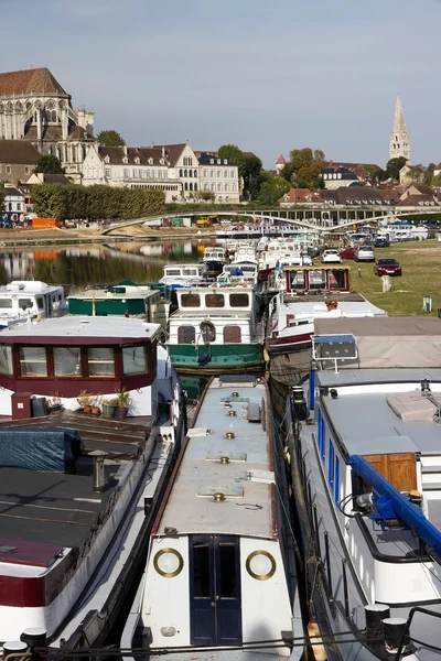 Harbour zone of Auxerre, the river Yonne (Burgundy France) — Stock Photo, Image