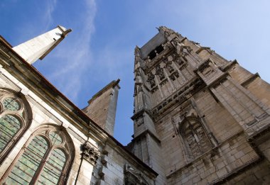 Katedral Auxerre, göklerin (Bordo Fransa gitti)