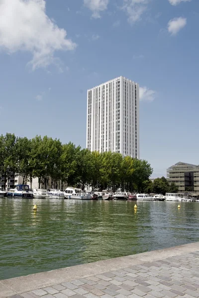 Pond of the villette, the quay and the nautical port, Paris França — Fotografia de Stock