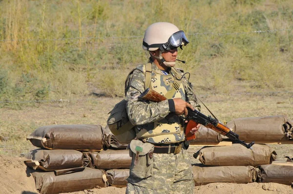 Undervisning Militära Fredsbevarande Styrkorna Almatyregionen Kazakstan 2008 — Stockfoto