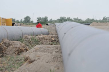 Almaty bölgesinde Kazakistan-Çin doğal gaz boru hattının açılışı. 07.10.2007