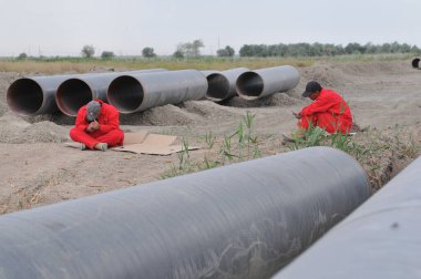 Almaty bölgesinde Kazakistan-Çin doğal gaz boru hattının açılışı. 07.10.2007