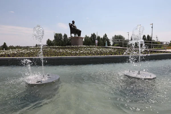 Monument First President Kazakhstan Nursultan Nazarbayev City Nur Sultan Kazakhstan — Stock Photo, Image