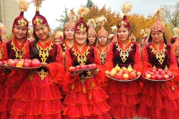 Almatský Den Stal Tradičním Svátkem Pro Obyvatele Almaty Nedílnou Součástí — Stock fotografie