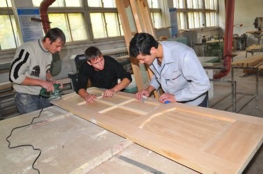 Almaty 'deki profesyonel teknik okul. 2.10.2008.