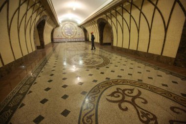 Almaty Metro, Kazakistan 'ın Almaty şehrinde bulunan hızlı bir metro sistemidir. Sistemin ilk safhası 1 Aralık 'ta açıldı. 23 yıldan uzun süren inşaattan sonra 2011.00. 21.10.2010