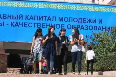 Kazakistan Ulusal Almaty Üniversitesi öğrencileri 09.09.2011.