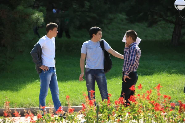Kazakistan Ulusal Almaty Üniversitesi Öğrencileri 2011 — Stok fotoğraf