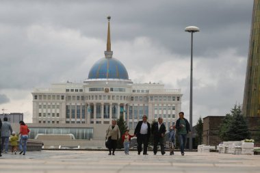 Nur-Sultan, Kazakistan 'ın başkenti Astana' dır. 23 Mart 2019 'da Kazakistan Parlamentosu' nda oybirliğiyle oylandıktan sonra şehir şu anki adını aldı. Adını Nursultan Nazarbayev 'den almıştır. 04.07.2013