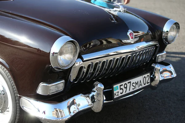 Festival Vintage Cars Central Square Almaty Kazakhstan 2016 — Stock Fotó