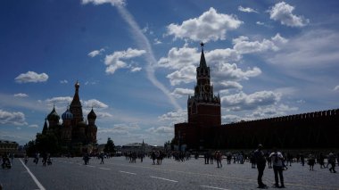 Moscow, located on the banks of the Moskva River in western Russia. At its historical center is the Kremlin, the complex that houses the president. Behind its walls is Red Square, the symbolic center of Russia. 06.29.2019