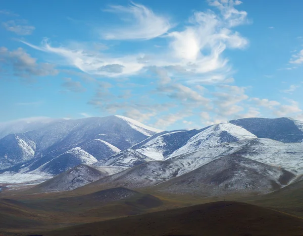 तिब्बत में पहाड़ों — स्टॉक फ़ोटो, इमेज
