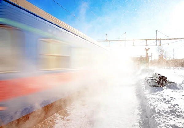 Train in de winter — Stockfoto