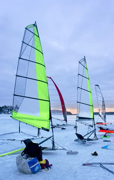 Barcos à vela no gelo — Fotografia de Stock