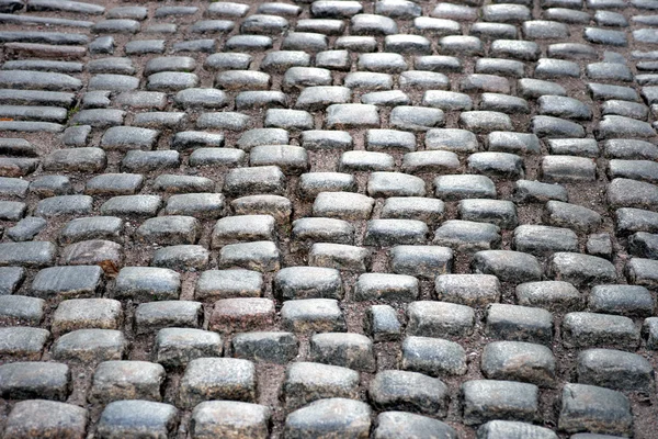 Oude straat met kinderkopjes — Stockfoto