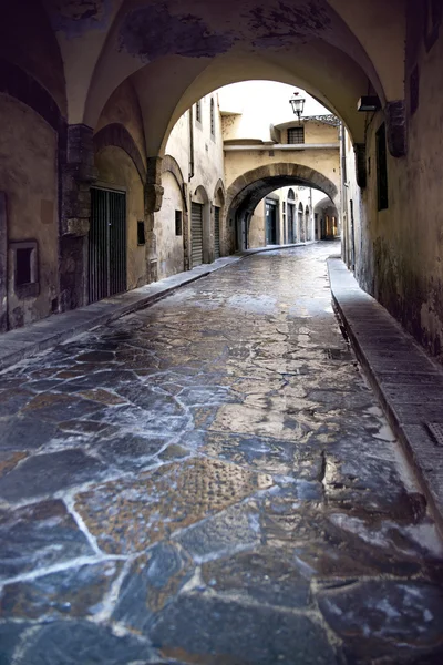 Narrow street in Florence — Stock Photo, Image