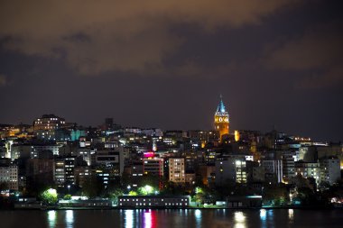 gece görünümü galata bölgesi